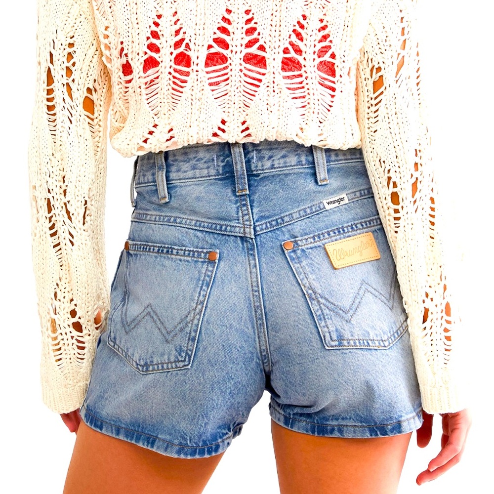 Wrangler women’s Light Blue denim shorts